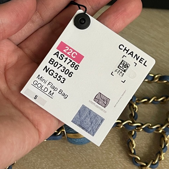 ❌SOLD❌NEW Chanel Denim Square Mini Pearl Crush Flap Bag 22C - Picture 8 of 14